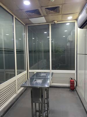 Smoking area at Delhi (DEL) airport — This small smoking room is right outside the multilevel car parking next to terminal 3, good place…